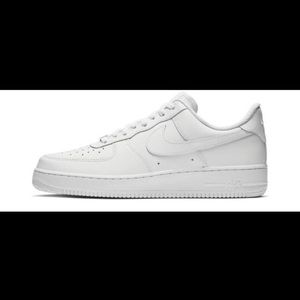 IOS Air forces low tops